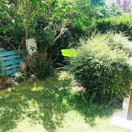 Jardin Privatif Apartment *